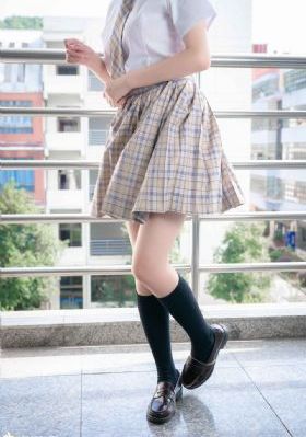 巨乳女士官_720电影在线观看