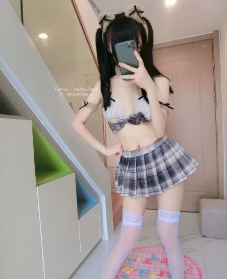 年轻善良的岳母_BD韩语手机在线观看