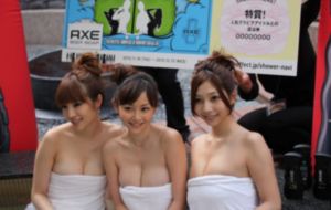 搡女友的闺蜜_未删减完整版