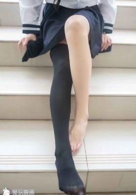 美女制服诱惑_BD日韩免费观看