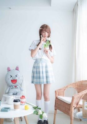 贾静雯8分25秒视频播放_国语配音超清
